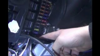 Замена предохранителя дальнего света правой фары на ВАЗ - Lada Granta