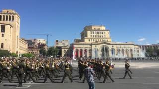 Էրեբունի - Երևան  քայլերգ , Զինվորական շքերթ Երևանում