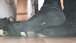 23yo Boy Black Puma Socks and Soles in dirty nike shoes