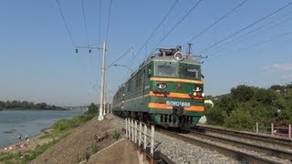 ВЛ80С-900/888 с грузовым поездом