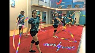 Entrenando con aparato CINTA Gimnasia Rítmica