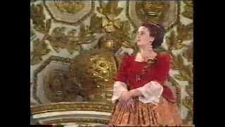Елена Артёменко в роли Царицы Екатерины.Сказка: "Царица Екатерина и солдат" Запись 2001 г.