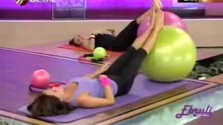 Ebru Şallı Plates Kalça ve Bacak Hareketleri