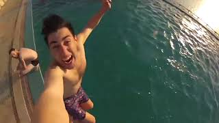 Голышом купаться! Видео голышом