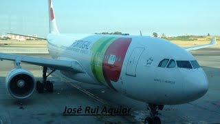Aviões Pousando e Decolando no Aeroporto de Lisboa Humberto Delgado