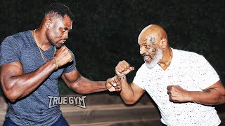 Майк Тайсон учит бить бойца UFC Нганну / Урок трештока от Тайсона / Похвалил Конора за бой с Флойдом
