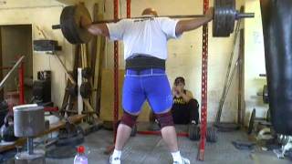 Laurence Shahlaei Britain's Strongest Man squat 250kg 550lbs x 16 reps