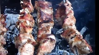 Шашлык из свинины  Рецепт шашлыка. Шашлык. Вкусный шашлык. Сочный шашлык Шашлык видео.