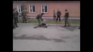 Драка в армии, русский бьет хачика