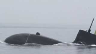 潜水艦の急浮上  Japan Submarine 舞鶴展示訓練2013