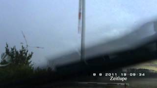 Blitzschlag in eine Windkraftanlage 08.08.2011