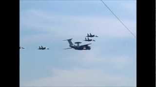 Su-27 escorting russian AWACS plane