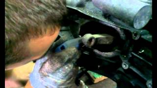 Как снять КПП с Iveco Daily 2.3