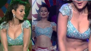 Mouthwatering AMISHA PATEL l AMEESHA PATEL Hottest Performance in History