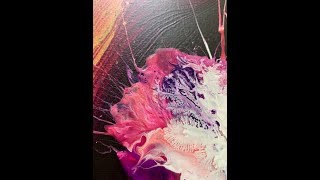 Acrylic Paint Pouring: Create Blown Flowers with Pretty Fractal Dendrites