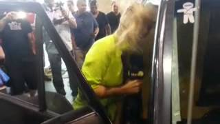 SBN 2014 - Jenny gets a HAIRTRICK from Jared's Team Sundown Jeep