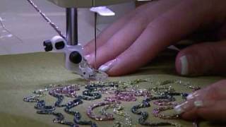 Husqvarna Viking Couching foot - Embellish with yarn