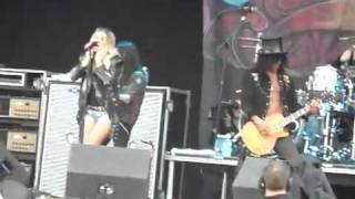 Slash Feat. Fergie - [Beautiful Dangerous] live at Oxegen 2011