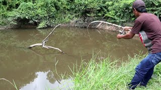 dahsyat mancing di sungai saat kemaru joran sampai montang manting