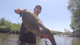 Targeting BIG Flathead Catfish - Catching My Personal Best Flathead Catfish - Daytime Flathead