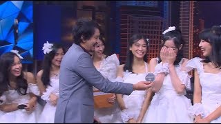Kurang Hafal, Host Tonight Show Pake Trik Untuk Nebak Nama Member JKT48