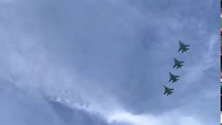 Пилотажная группа в небе над Ростовом -100 лет ЮВО