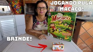 MINHA MÃE JOGANDO O DESAFIO DO PULA MACACO VALENDO BRINDE DO KINDER OVO!