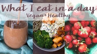 What I Eat in a Day || VEGAN || Banana Mocha Smoothie || Episode 3