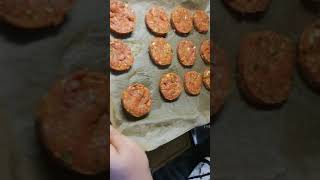 كفتة الجزر الرائعة مع سلاطة صحية واللذيذة??