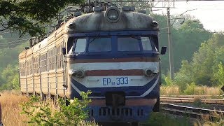 Прибытие ЭР9П-333 на станцию Задворье