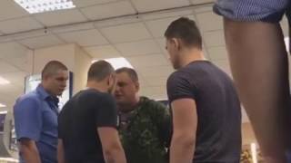 ЖИРНОЕ БЫДЛО ПОЛУЧИЛО ПО ЗАСЛУГАМ,ДОПИ**ЕЛСЯ