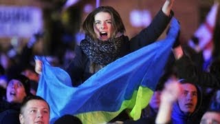Била мене мати - щоб я не стояла з молодим "Беркутом"