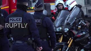 France: Police block Freedom Convoy protesters from entering Paris