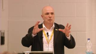 Table ronde "Gouvernance et conception de l'université" : Éric Bauce
