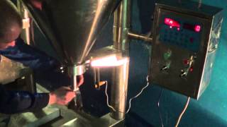 Видео работы шнекового дозатора FG500L