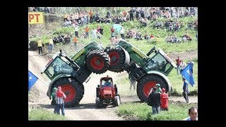 Гонки на тракторах!