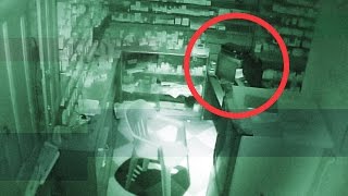 REAL GHOST CAUGHT ON TAPE ! (HD) Scary Footage