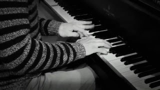 Bach, Invention in C Minor (Andrei Andreev)