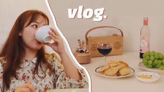 VLOG62 ? 오랜만에 서울 외출하는 집순이 프리랜서 브이로그 | 나의 스킨케어 루틴 + 미니 GRWM + 홍녀 우리집에 오다