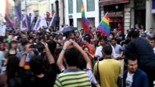 Гей-парад стамбул 19-06-2011 part-2